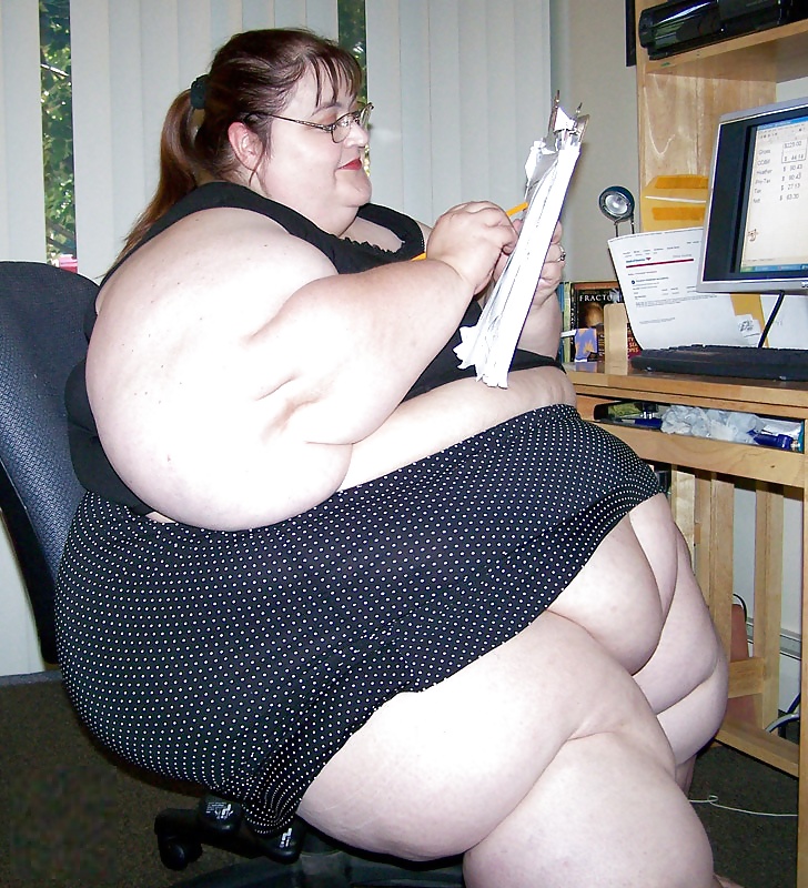 Sex Gallery SSBBW belly pics 104