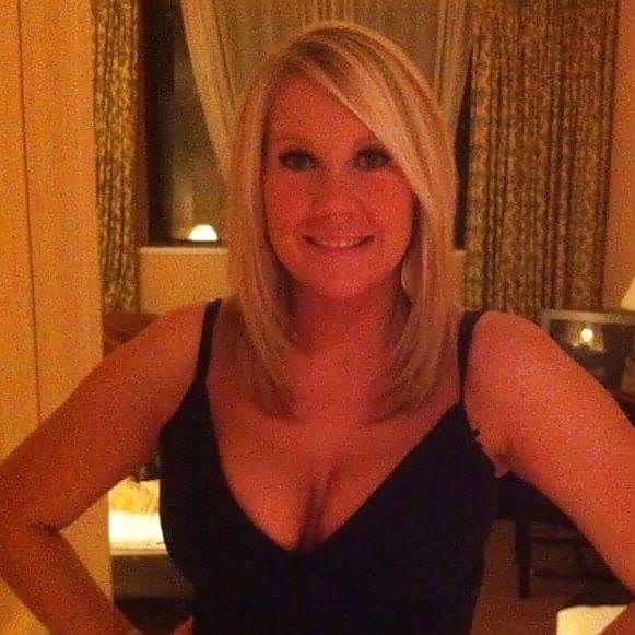 Sex Gallery NEW Big Tit Laura