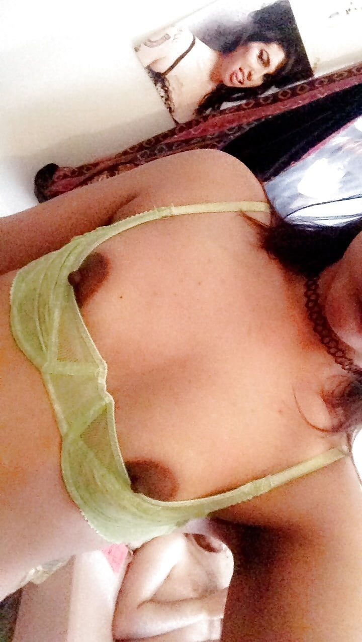 Sex Gallery Latina Selfies - Just Boobs