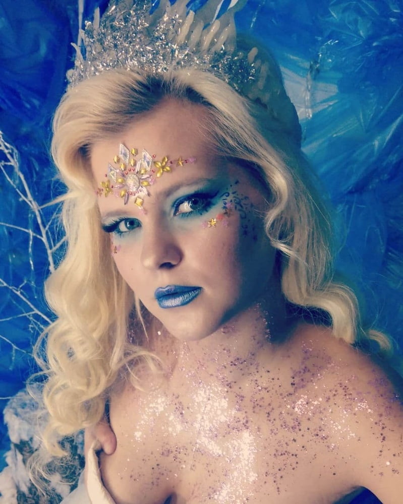 Snow queen, beautiful photos! - 21 Photos 