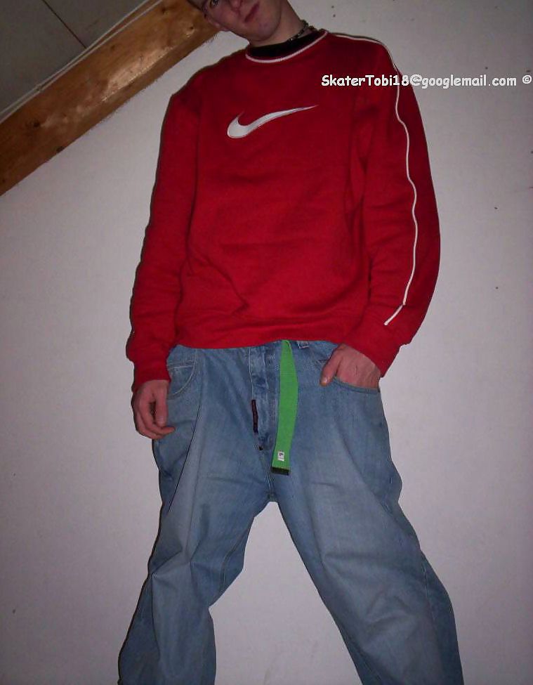 Sex Gallery Mein Freund Benny mit Geiler Baggy und Sneakers Boy Skater