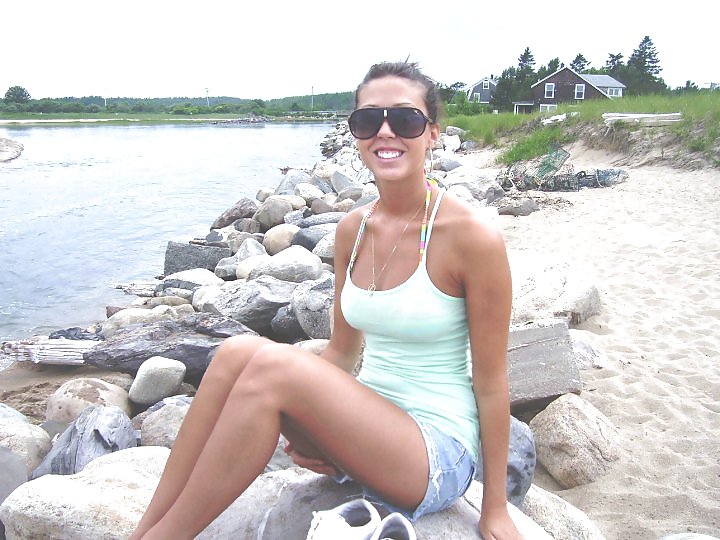 Sex Gallery Friend that needs to be cummed on