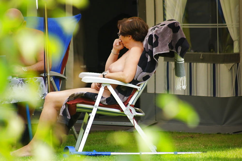 Sex Gallery NEIGHBORS 240