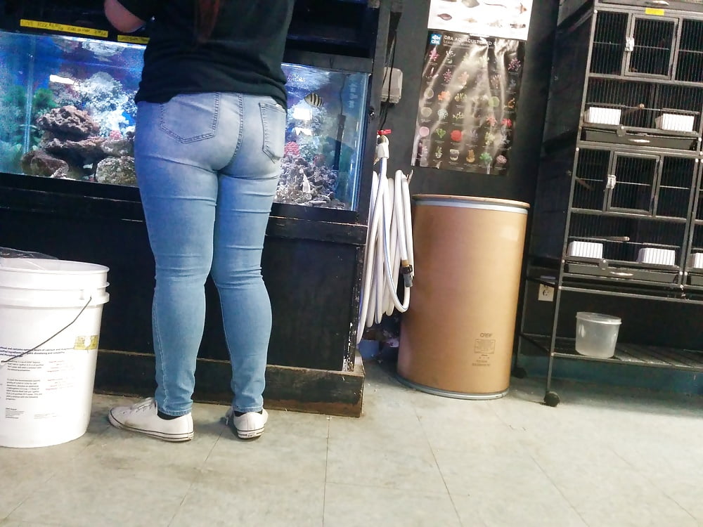 Sex Gallery Booty Voyeur