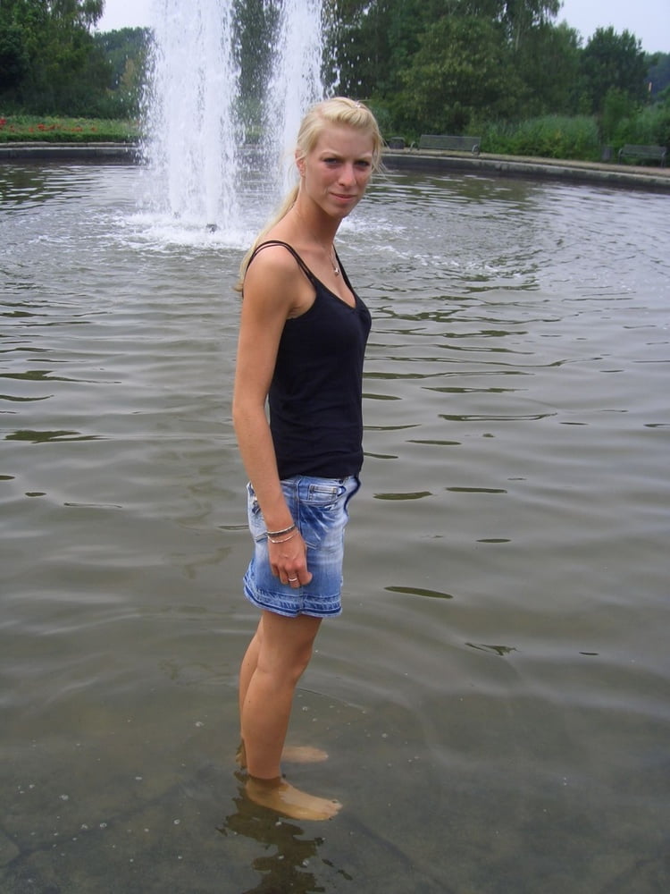 Geile Deutsch Fickschlampe photo #325234053
